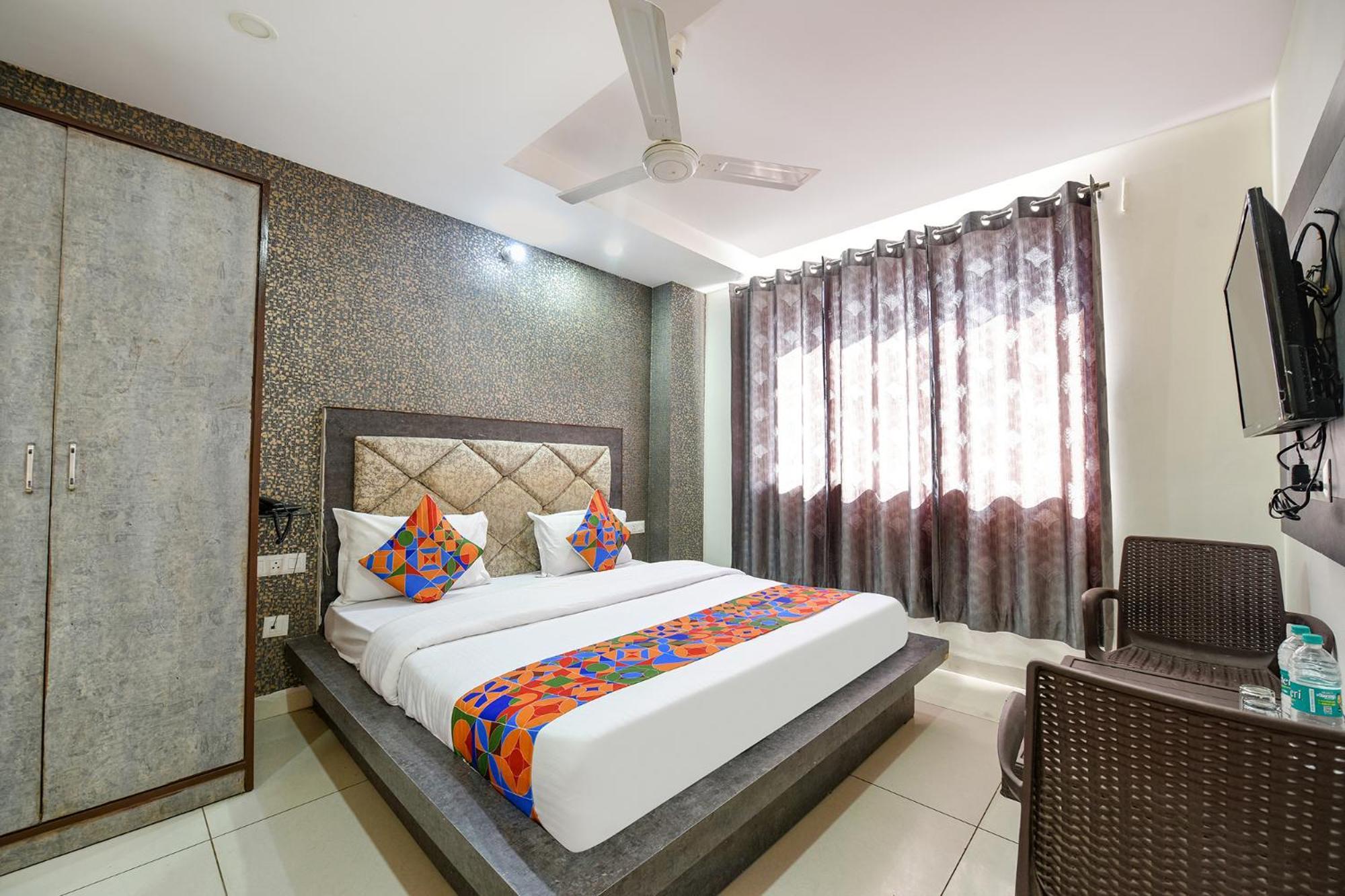 Fabhotel Green Valley Chandigarh Ngoại thất bức ảnh