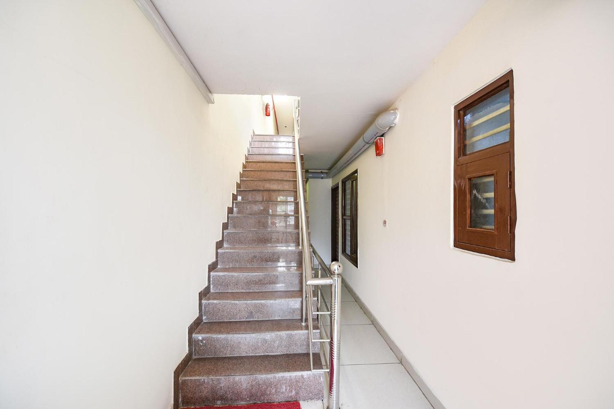 Fabhotel Green Valley Chandigarh Ngoại thất bức ảnh
